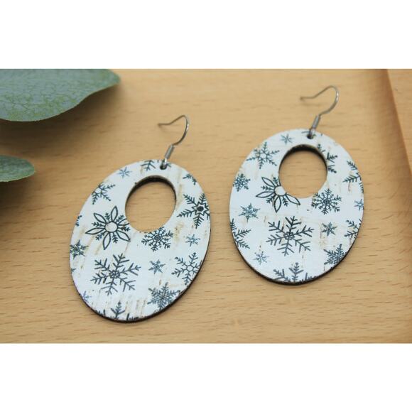 5/$25Cork on Leather Oval Snowflake Winter Christmas Lightweight Earrings - Picture 3 of 4